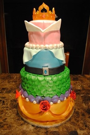 Just Pretty: Disney Princesses Cake