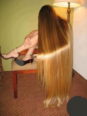 'Cousin It' Has Got a Hot Niece