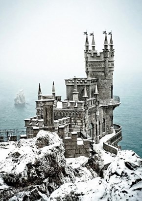 A Snowy Keep