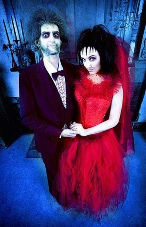 Excellent Beetlejuice Cosplay Wedding