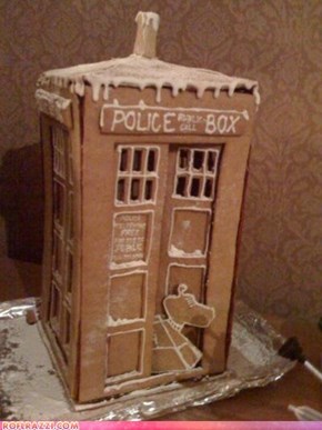 Gingerbread TARDIS: Om, Nom, Nom!