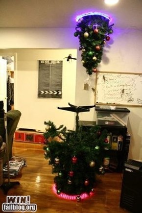 WIN!: Portal Christmas Tree WIN