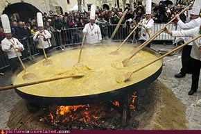 The World's Largest Omelet 