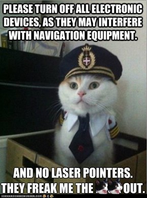 LOLcats: Pilot Kitteh Lays Down the Skylaw