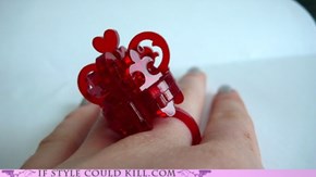 Ring of the Day: Regal Digits